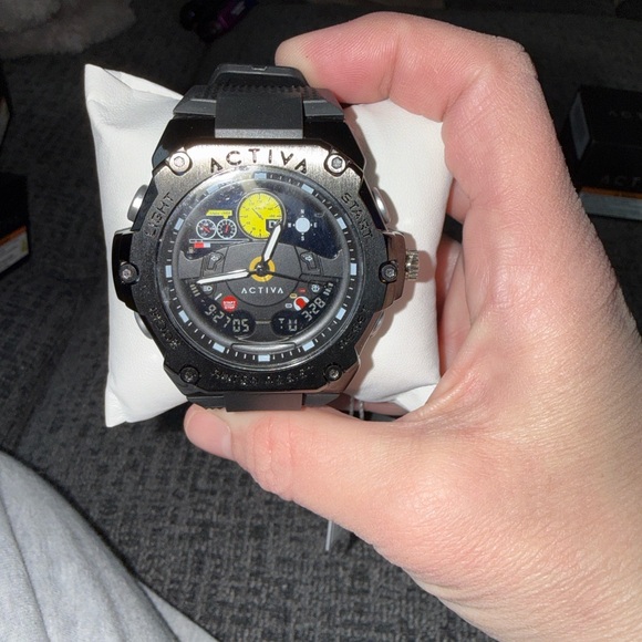 Closet Clean Out - Picture 8 of 8